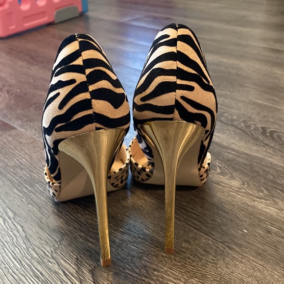 Animal print inspired stilettos - Picture 3 of 7